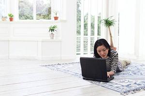 人気が高まっているがま口の化粧ポーチ